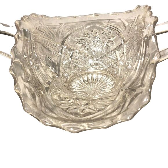 Vintage Clear Glass Flared Oval Bowl 2 Handled Elegant Festive Decorative - Picture 3 of 12